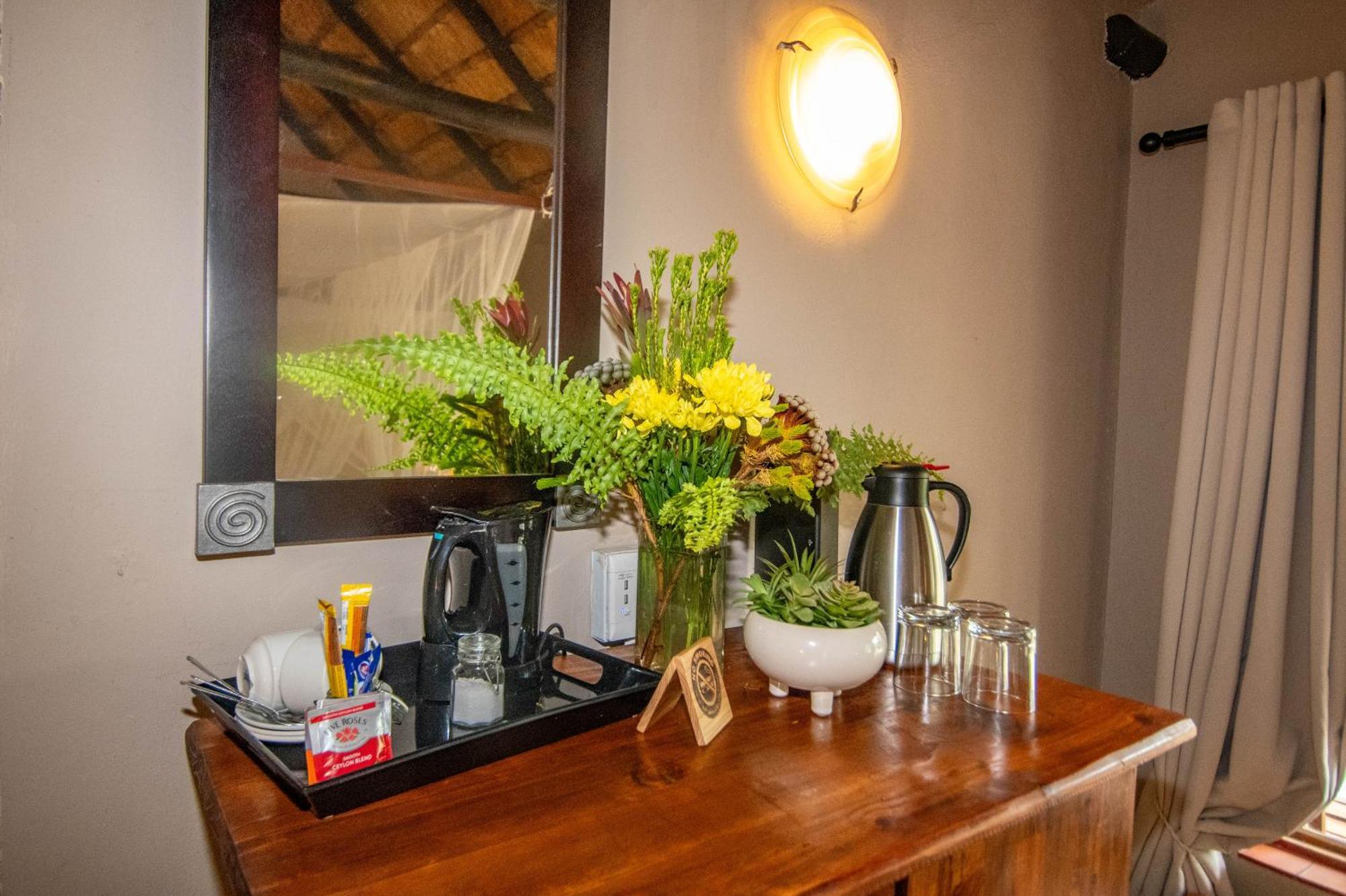 Thornhill Safari Lodge Guernsey Nature Reserve Eksteriør billede